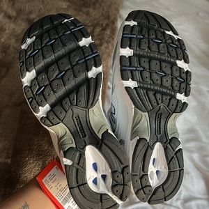 New Balance | Shoes | New Nb New Balance 53 White Grey Size Is A Womens 